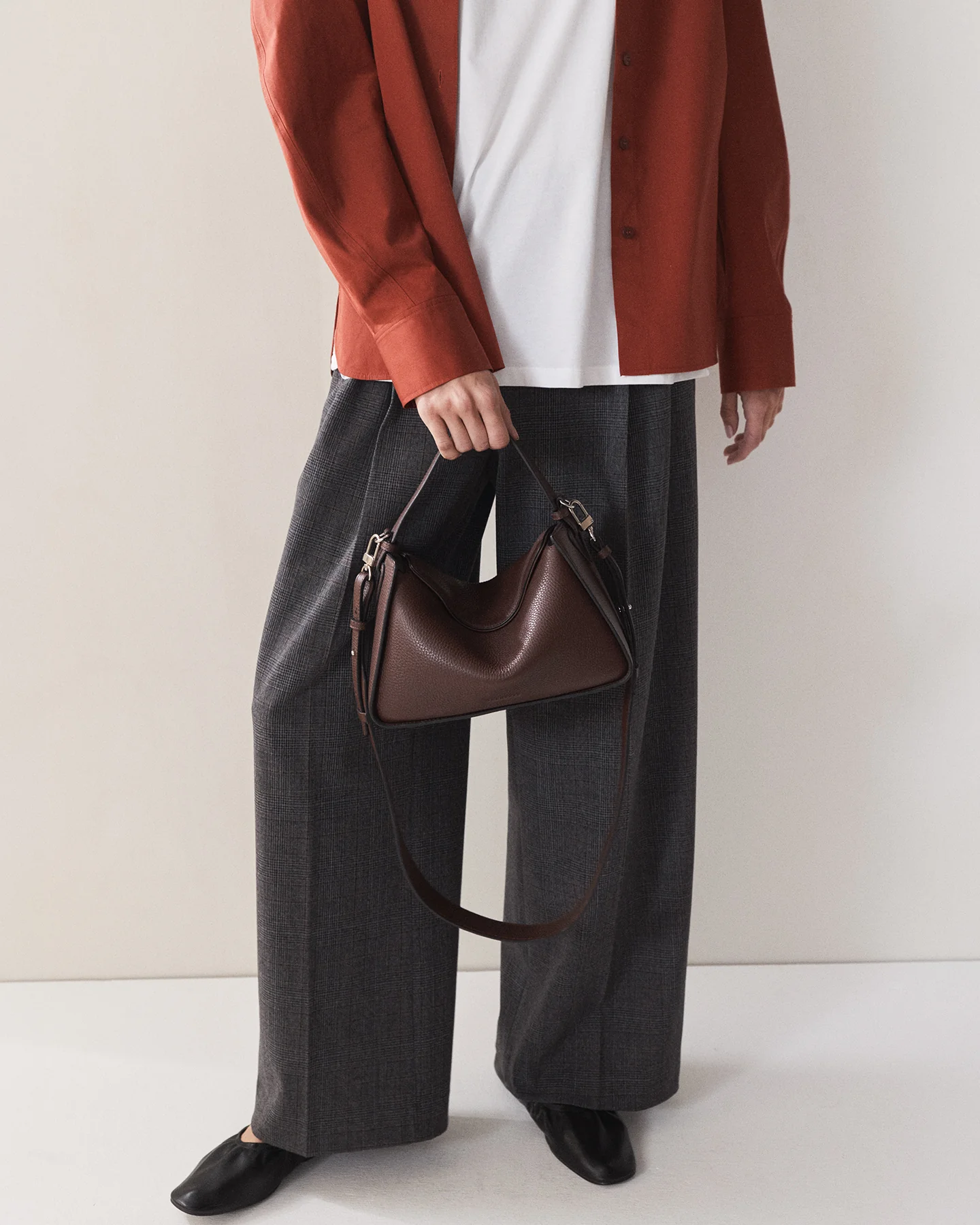 Clementine Bag: Coffee Pebbled Leather - Image 8