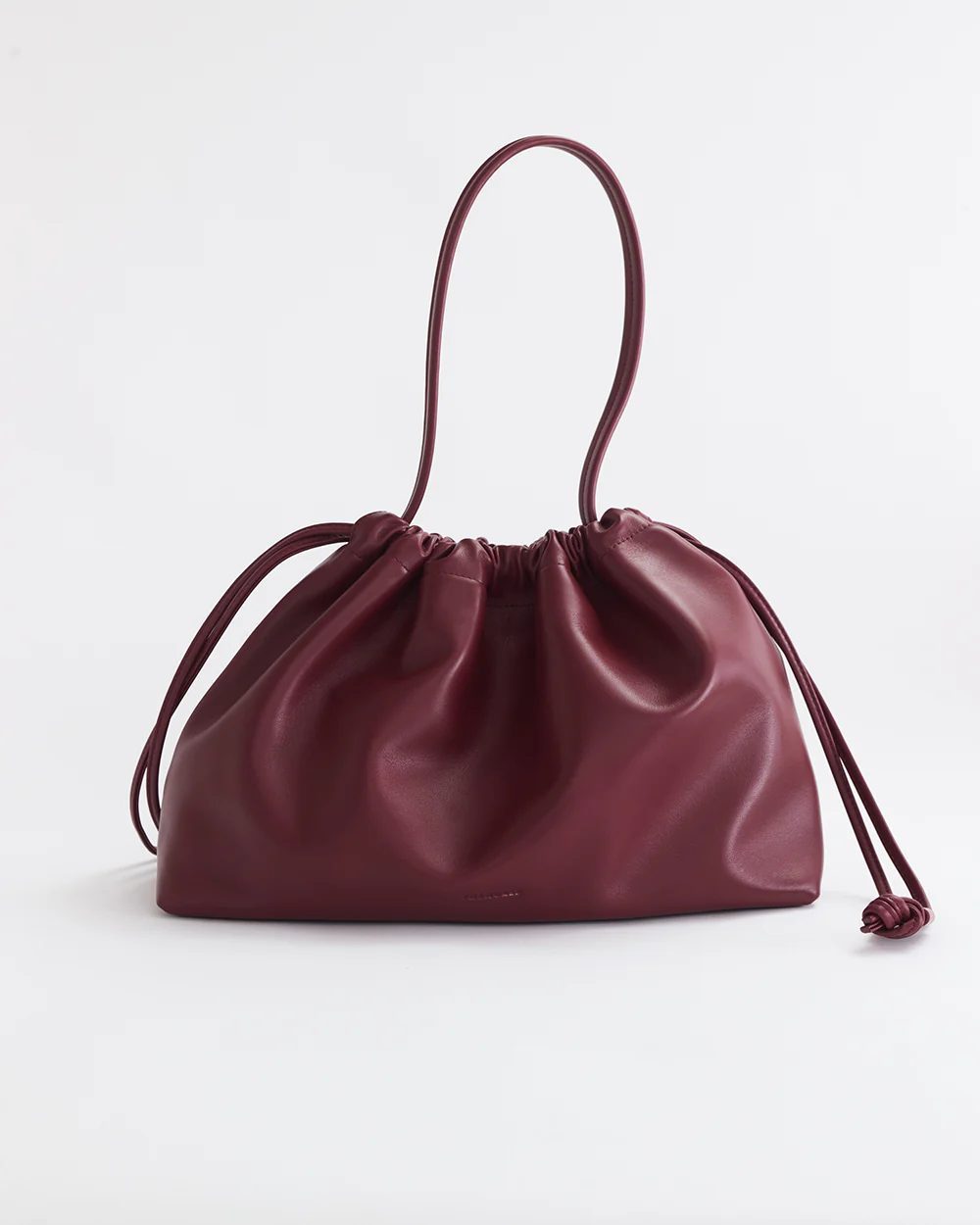 Fin Shoulder Bag: Cedar Red